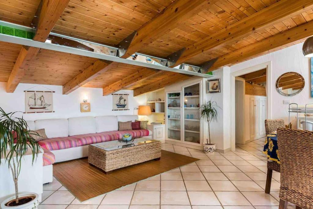 Attico La Bomboniera Appartement *