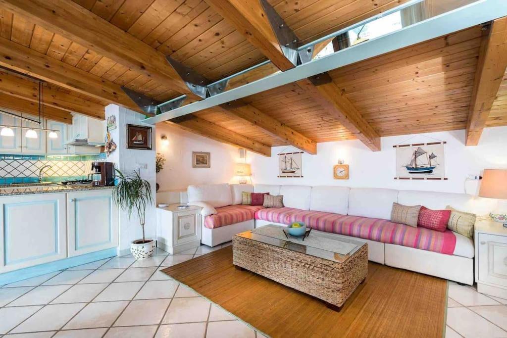 Attico La Bomboniera Appartement *